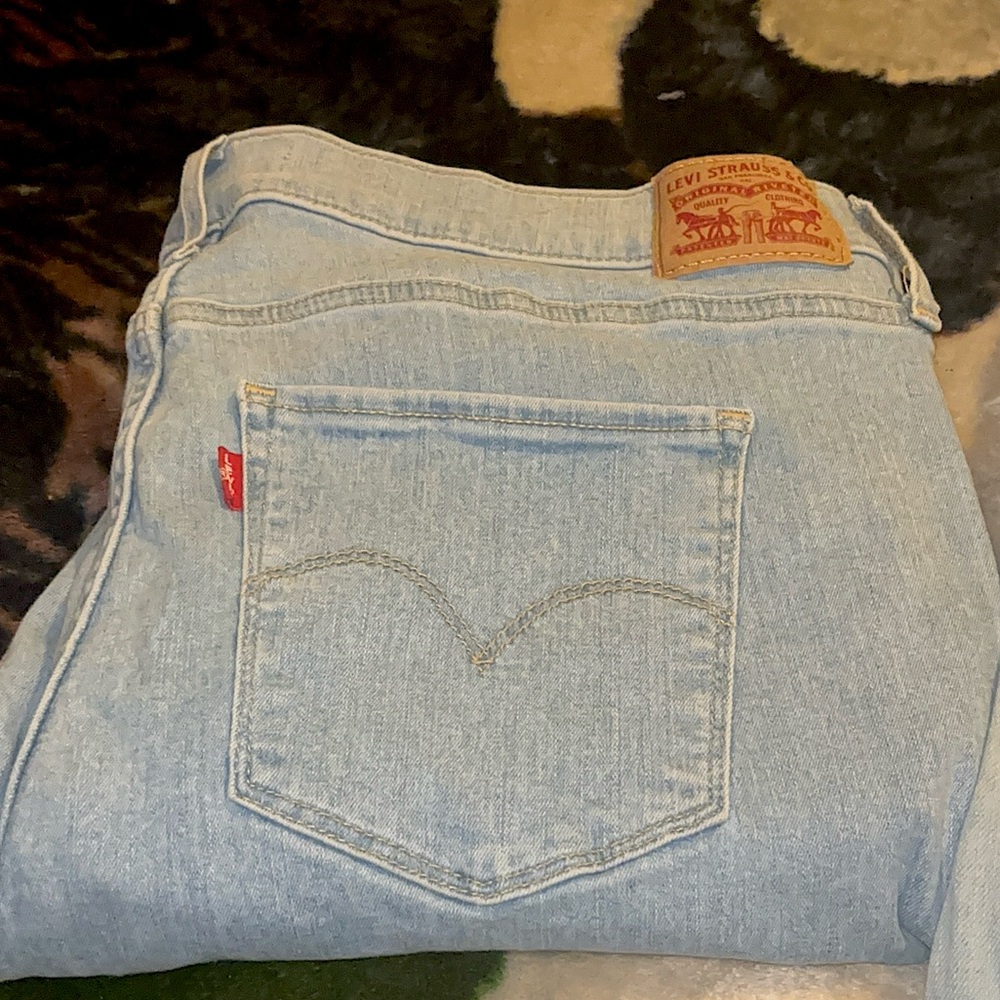 Levi’s 720 High Rise Super Skinny Jeans Sz 34